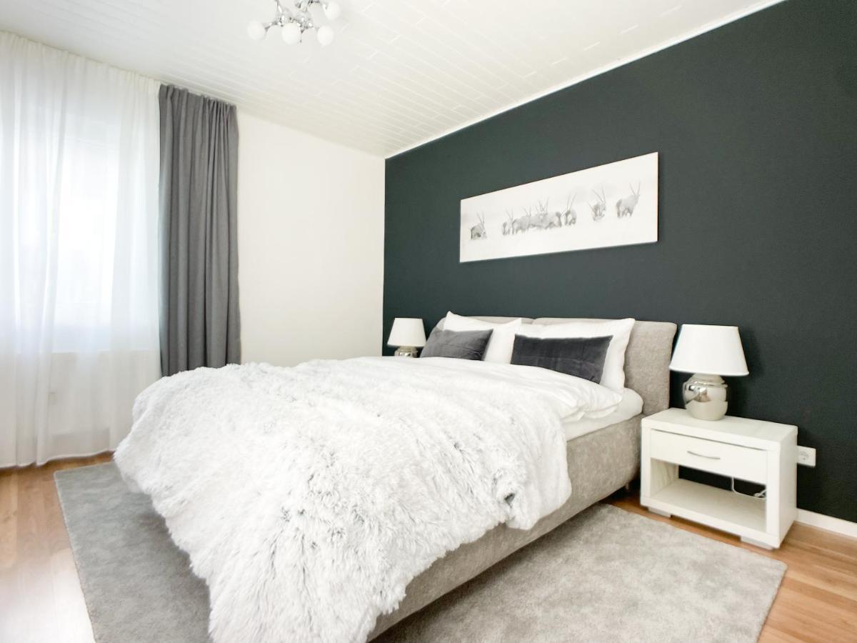 M-Style 01 Apartment Mit Terrasse Und Gasgrill, 24H Self-Check-In, Free Parking, Netflix 뉘른베르크 외부 사진